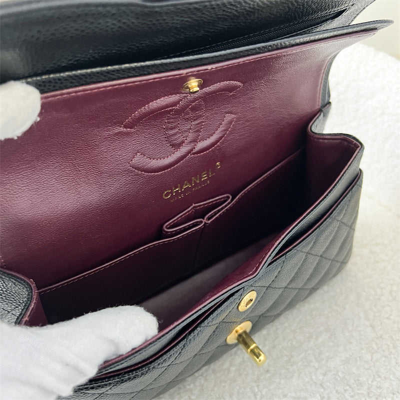 Chanel Small Classic Flap CF in Black Caviar GHW