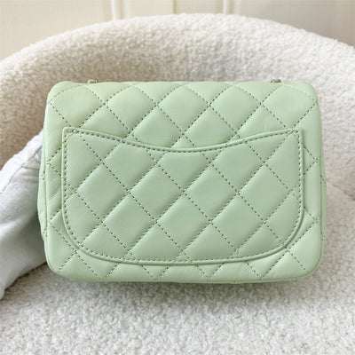 Chanel Pearl Crush Square Mini Flap in 22C Avocado Green Lambskin AGHW