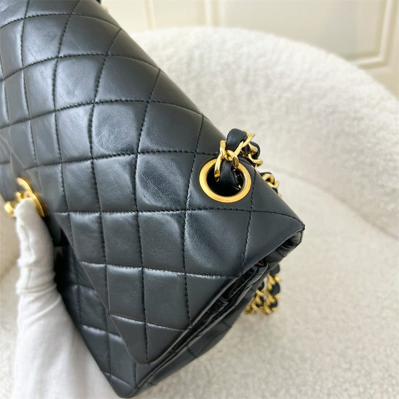 Chanel Vintage Small Classic Flap CF in Black Lambskin GHW