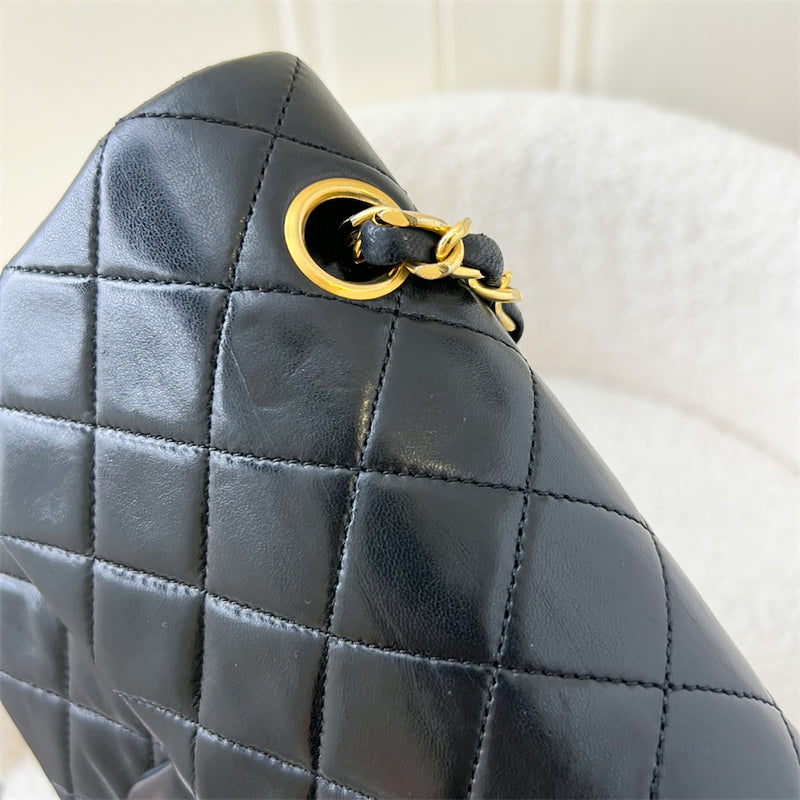 Chanel Vintage Small Classic Flap CF in Black Lambskin GHW