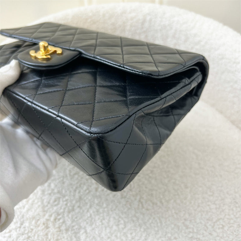 Chanel Vintage Small Classic Flap CF in Black Lambskin GHW