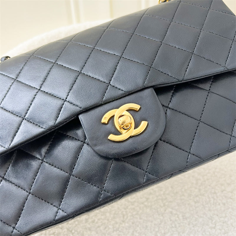 Chanel Vintage Small Classic Flap CF in Black Lambskin GHW