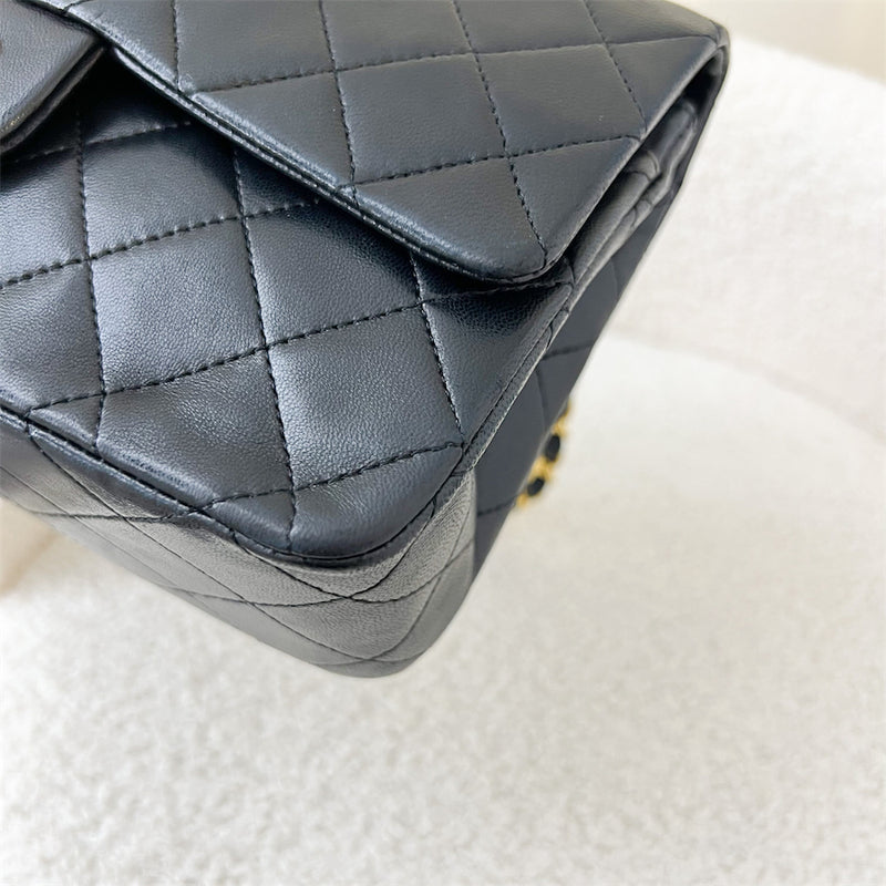 Chanel Vintage Small Classic Flap CF in Black Lambskin GHW