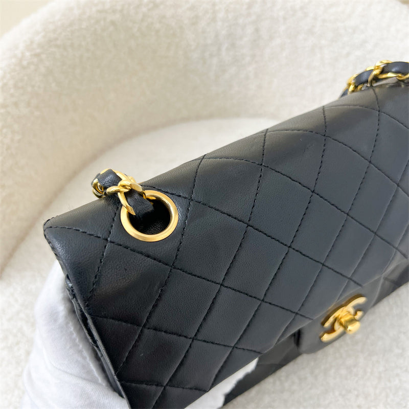 Chanel Vintage Small Classic Flap CF in Black Lambskin GHW