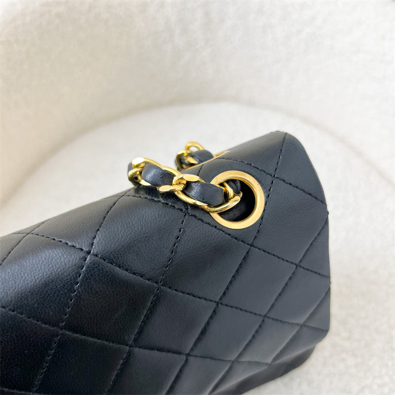 Chanel Vintage Small Classic Flap CF in Black Lambskin GHW