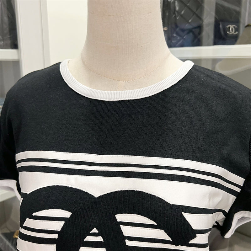 Chanel 23C Runway Backless T-shirt with Black and White CC Logo