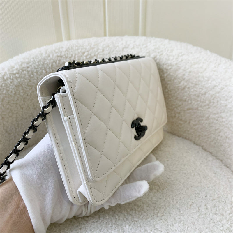 Chanel Lambskin Chevron Trendy CC Wallet On Chain WOC Bag A84456 White 2018