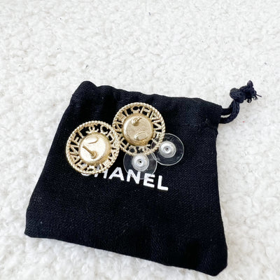 Chanel Logo with Pearls Round Earrings AGHW