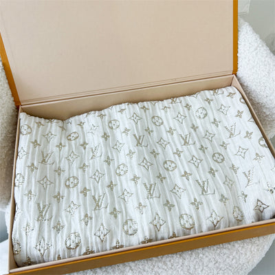 LV Scarf Etole in Monogram Print So Glitter Blanc