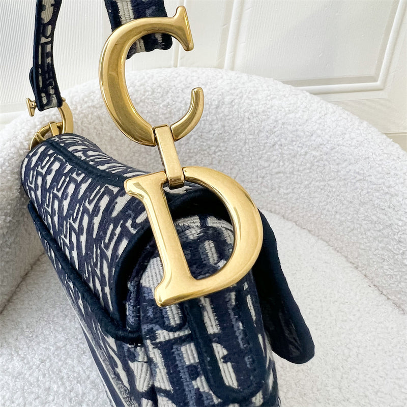 Dior Medium Saddle Bag in Dark Blue Oblique Canvas AGHW