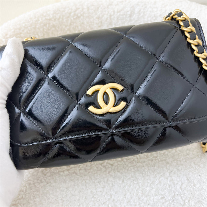Chanel 22k Gold Medallion Wallet on Chain WOC in Glossy Black Lambskin AGHW