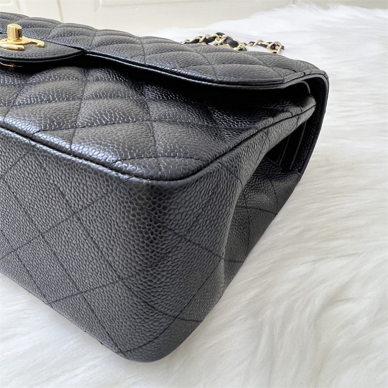 Chanel Classic Jumbo Double Flap in Black Caviar GHW