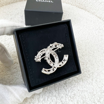 Chanel CC Logo Brooch with Crystals