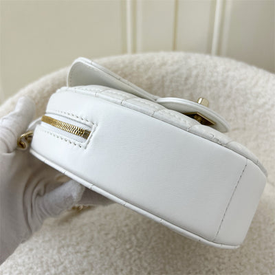 Chanel 22S Large Heart CC in Love Bag in White Lambskin LGHW