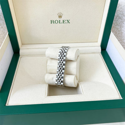 Rolex Lady's Datejust (26mm) with Silver Dial, 18K White Gold Bezel and Stainless Steel Jubilee Link Bracelet (179174)