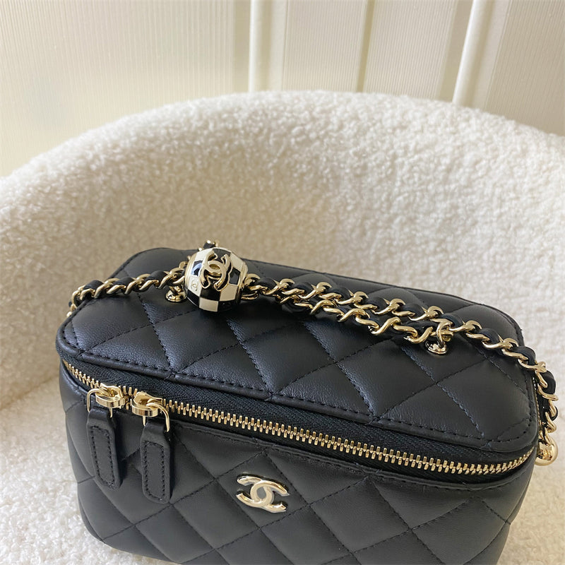 Chanel 23C Pearl Crush Small Vanity in Black Lambskin LGHW