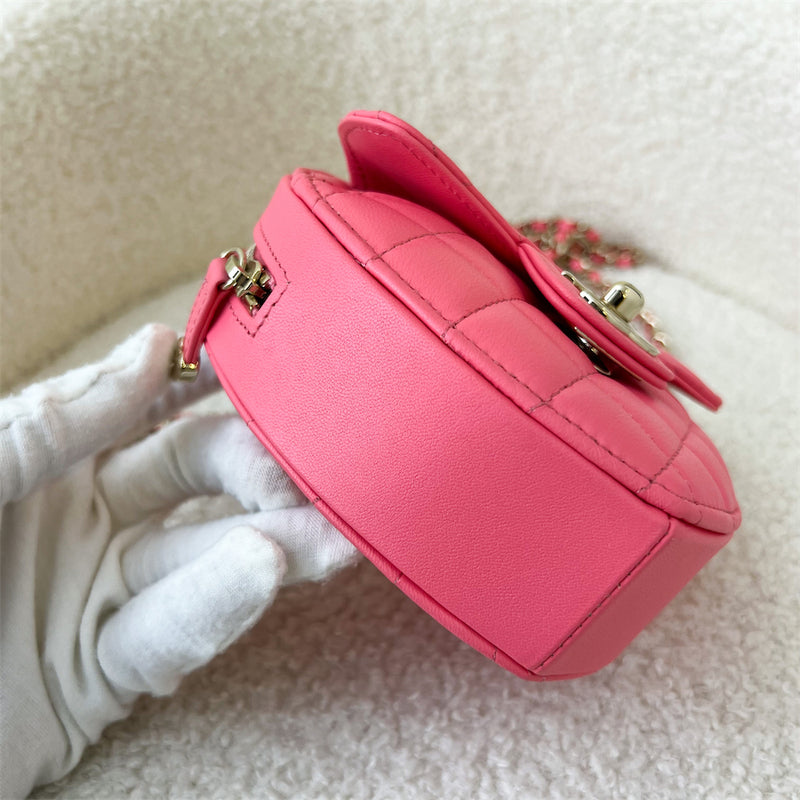 Chanel 22S Heart Clutch with Chain (Small Size) in Pink Lambskin LGHW