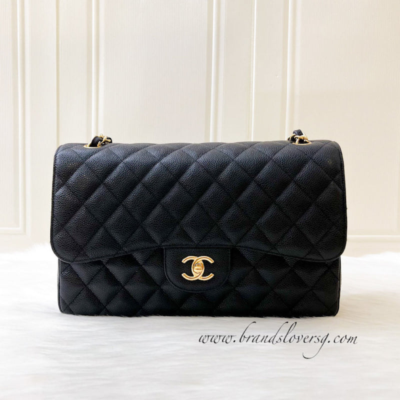 Chanel Classic Jumbo Double Flap in Black Caviar GHW