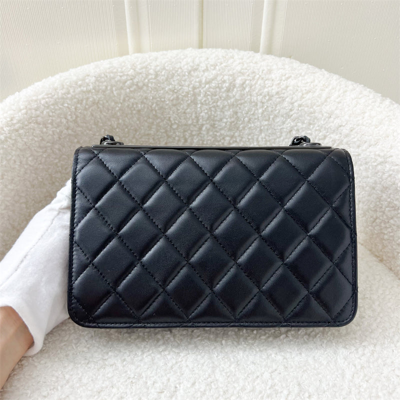 Chanel Trendy CC Wallet on Chain WOC in Black Lambskin Black HW