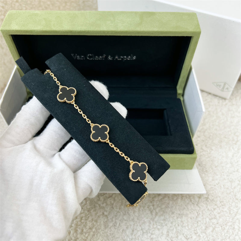 Van Cleef & Arpels VCA Vintage Alhambra 5 Motifs Onyx Bracelet in 18K Yellow Gold