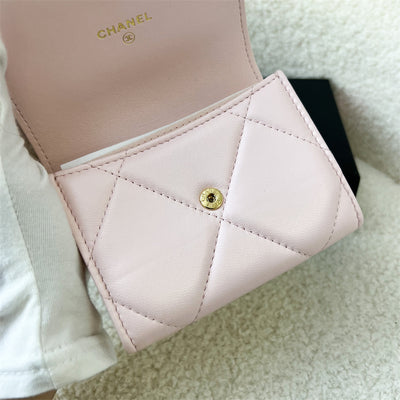 Chanel 19 XL Card Holder in 22P Pink Lambskin GHW