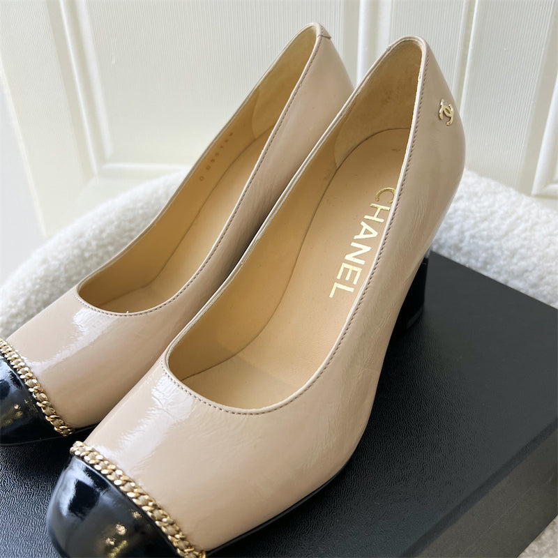 Chanel Heels in Beige / Black Patent Leather