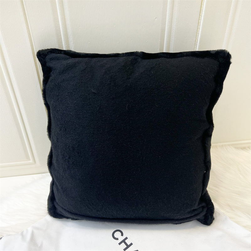 Chanel pillow outlet price