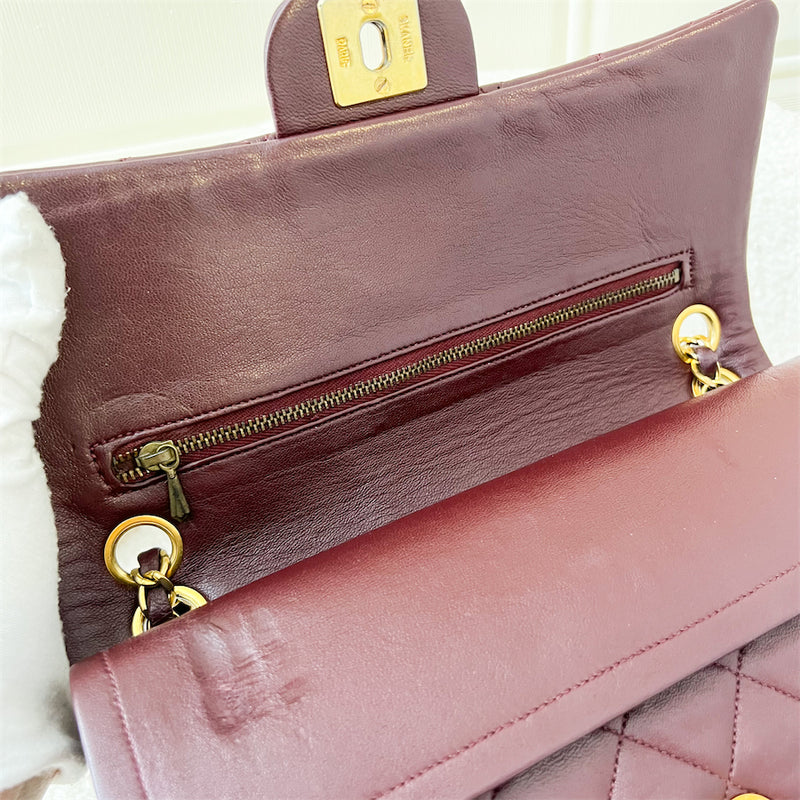 (On hold) Chanel Vintage Medium Classic Flap CF in Burgundy Red Lambskin GHW