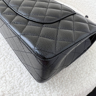 Chanel Medium Classic Flap CF in Black Caviar SHW