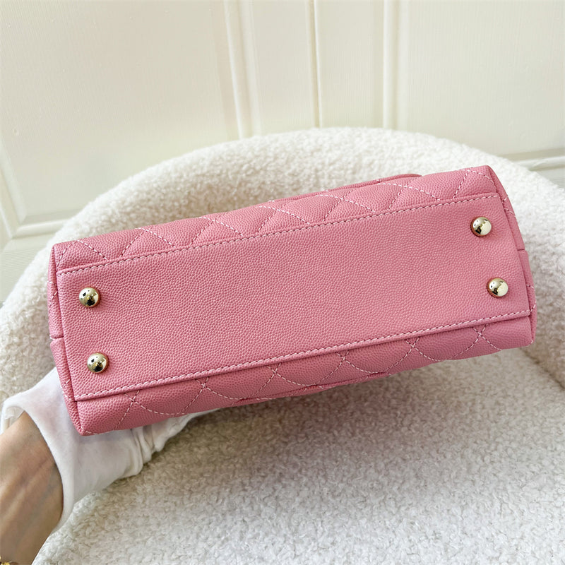 Chanel Small 24cm Coco Handle Flap in 20A Pink Caviar LGHW