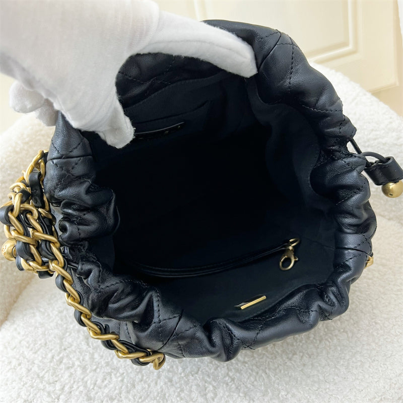 Chanel Seasonal Chains Drawstring Bag in Black Lambskin AGHW