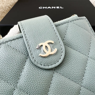 Chanel Bifold Wallet in Seafoam Green Caviar LGHW