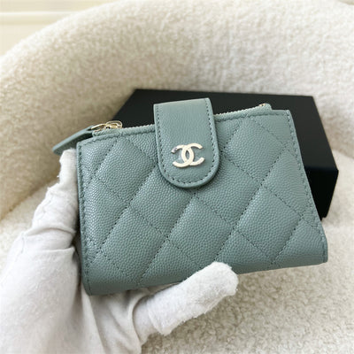 Chanel Bifold Wallet in Seafoam Green Caviar LGHW