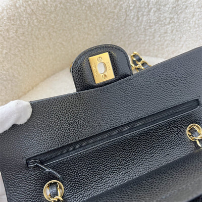 Chanel Classic Flap CF in Small Black Caviar GHW (2021)