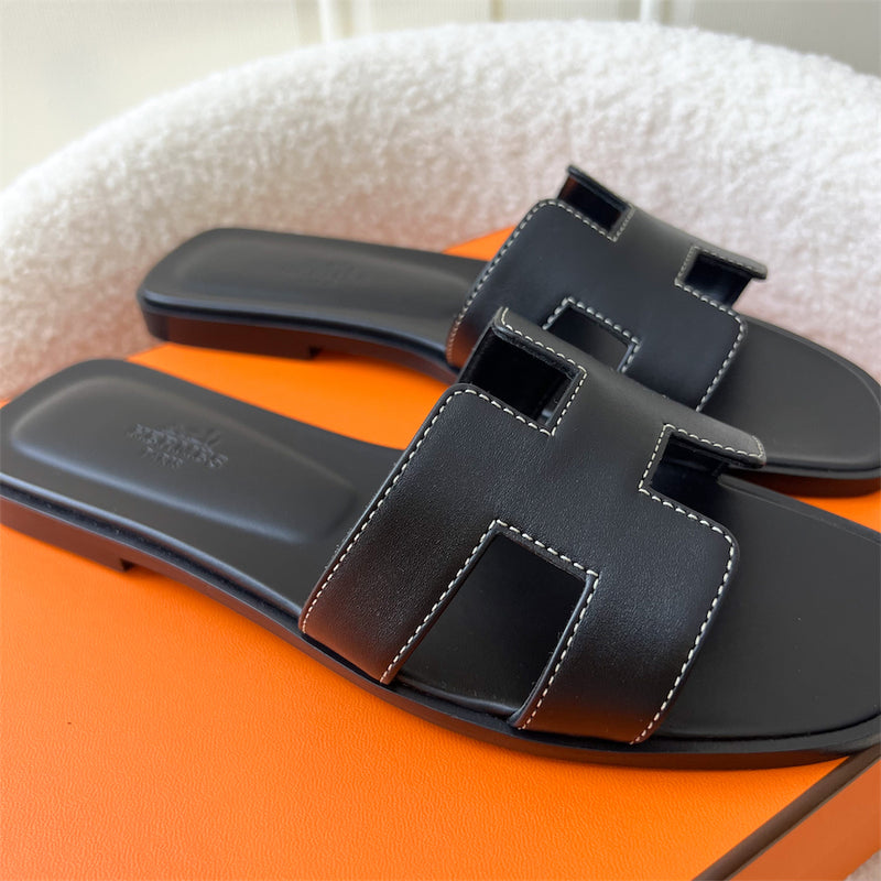 Hermes Oran Sandals in Noir (Black) Leather Sz 36.5