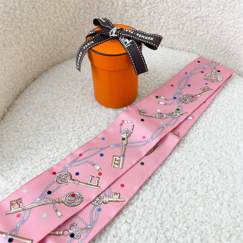 Hermes Les Cles a Pois Twilly in Pink Silk