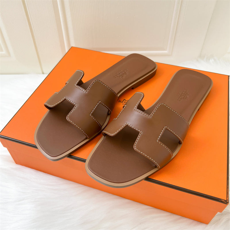 Hermes Oran Sandals in Gold Box Leather Sz 36