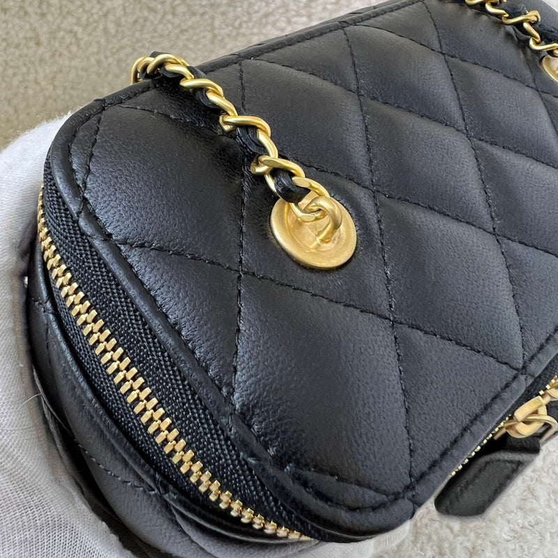 Chanel 22B Small Vanity in Black Lambskin AGHW