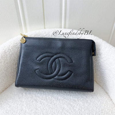 Chanel Vintage Pouch in Black Caviar GHW