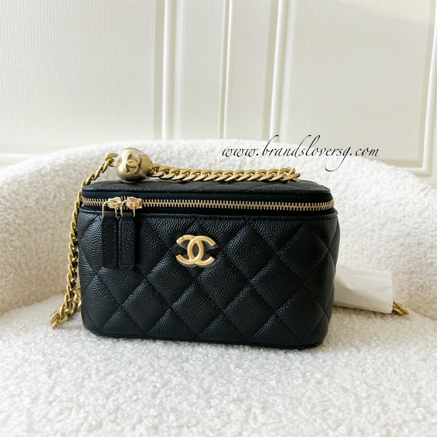 Chanel 23P Heart Adjustable Chain Vanity in Black Caviar AGHW