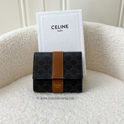 Celine Ladies Triomphe Canvas Folded Compact Wallet 10D722BZ9.04LU