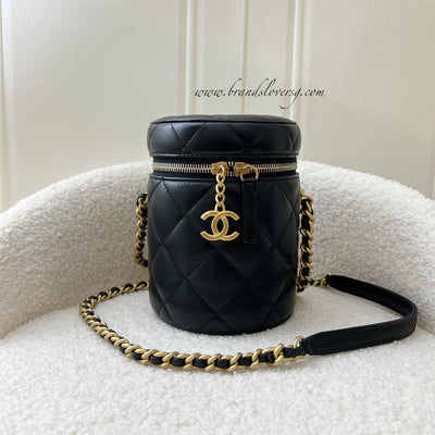 Chanel 21K Small Vanity in Black Lambskin AGHW
