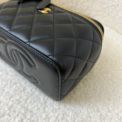 Chanel 22B Small Vanity in Black Lambskin AGHW