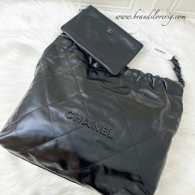 Chanel 22 Medium Hobo Bag in Black Calfskin and Black HW