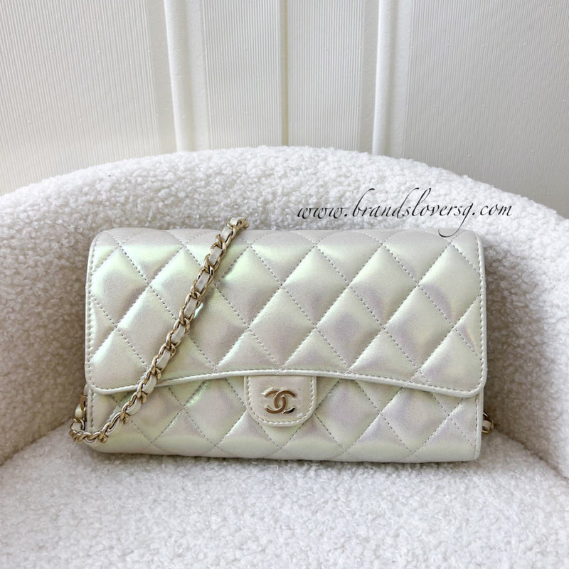 Chanel (New 2-in-1) Wallet On Chain in 20B Iridescent Ivory Leather an –  Brands Lover